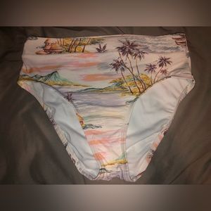 Size Small Freshwater Bikini Bottom